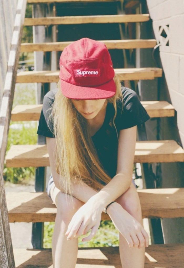 Ʒ